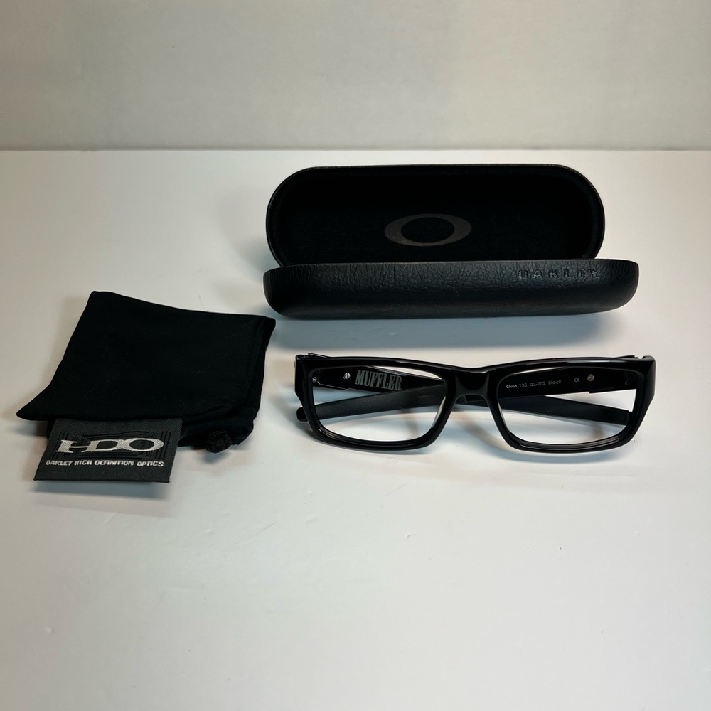 Oakley Shiny Black Glasses with Case